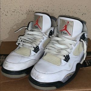 Air Jordan 4 “White Cement”
